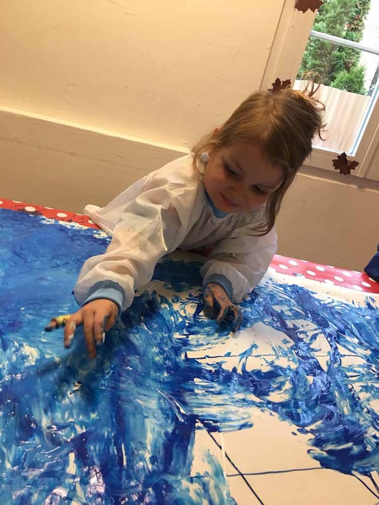 Rachels Kinderkrippe - Kinder im Wald